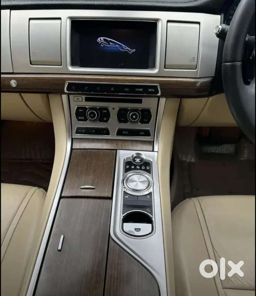 Jaguar Xf 2014 Diesel 63000 Km Driven
