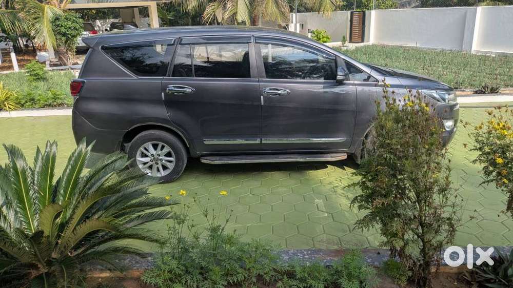 Toyota Innova Crysta 2.4 G Mt 7 Str, 2016, Diesel