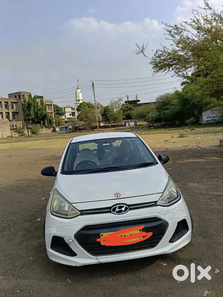 Hyundai Xcent 2016