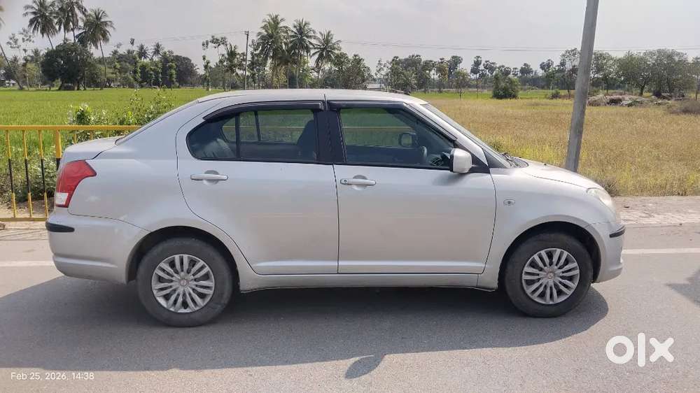 Maruti Suzuki Dzire 2009 Petrol 100000 Km Driven
