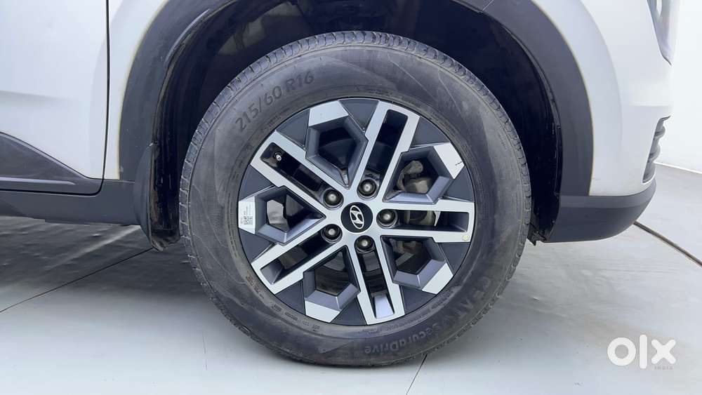 Hyundai Venue Sx (o) Mt 1.0 Turbo, 2024, Petrol