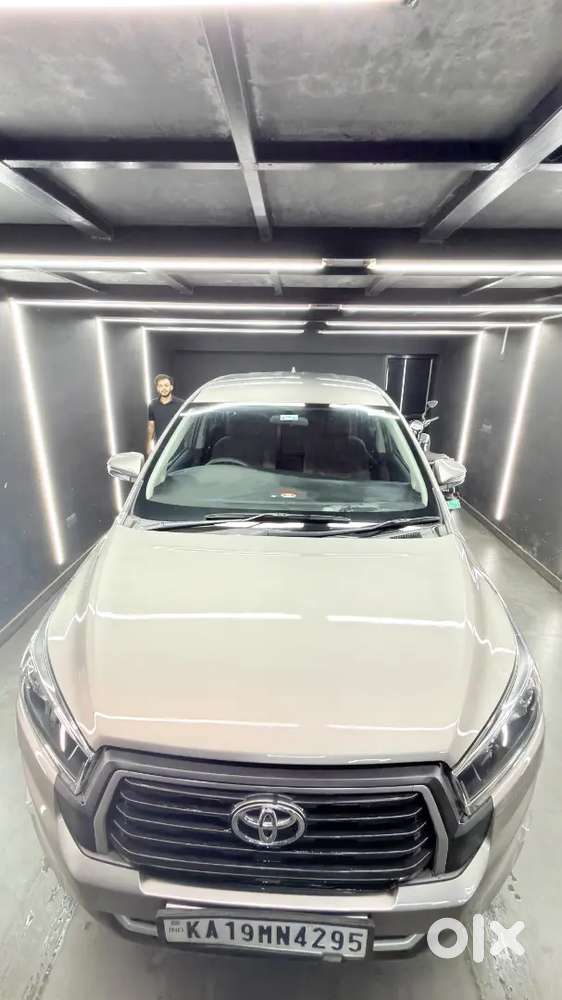 Toyota Innova Crysta 2023.