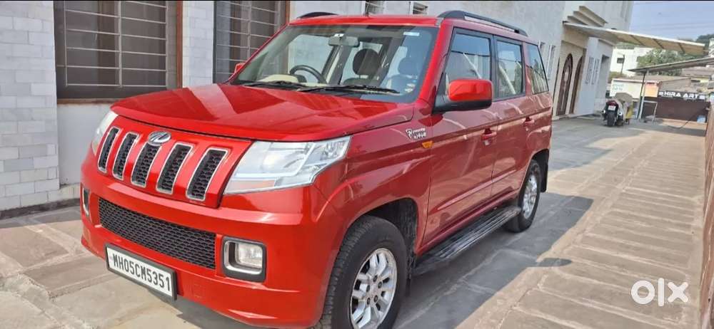 Mahindra Tuv 300 Mhawk100 T8 Dual Tone, 2015, Diesel