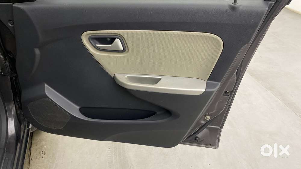 Maruti Suzuki Alto K10 Vxi, 2016, Petrol