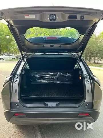 Maruti Suzuki Victoris, 2025, Petrol