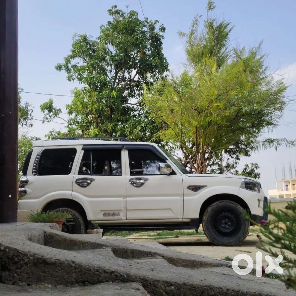 Mahindra Scorpio Plus 2016 Diesel All Thing Is Working Condition
