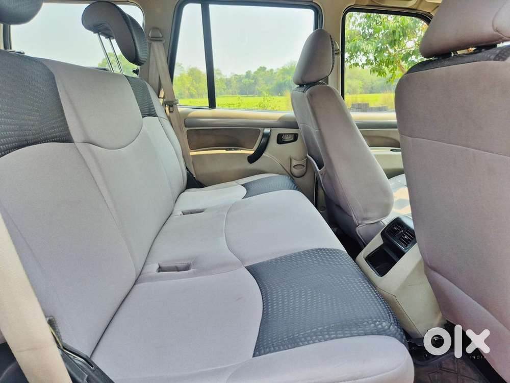 Mahindra Scorpio S5, 2018