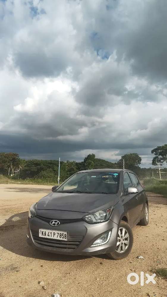 Hyundai I20 Sportz Petrol 2012