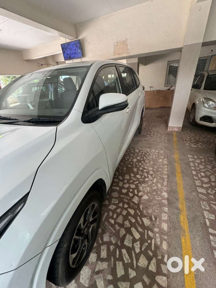 Maruti Suzuki Invicto 2025 Hybrid | Like Innova Hycross