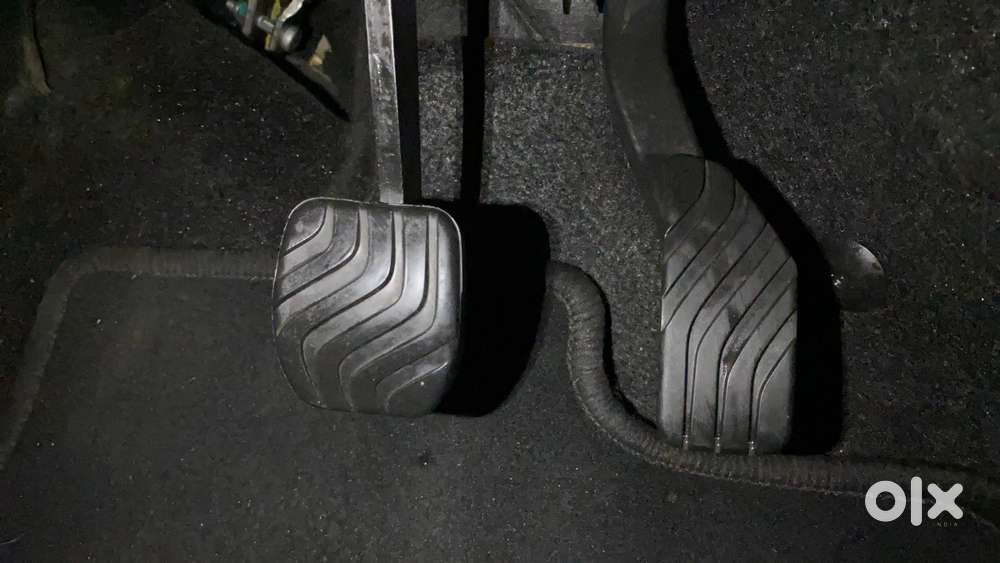 Renault Triber Rxz Easy-r Amt, 2023, Petrol