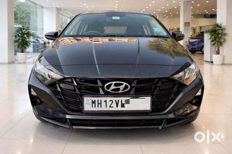 Hyundai I20 Sportz 1.2 Ivt Dual Tone, 2023, Petrol