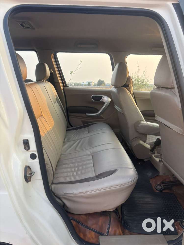 Mahindra Tuv 300 Mhawk100 T8, 2016, Diesel