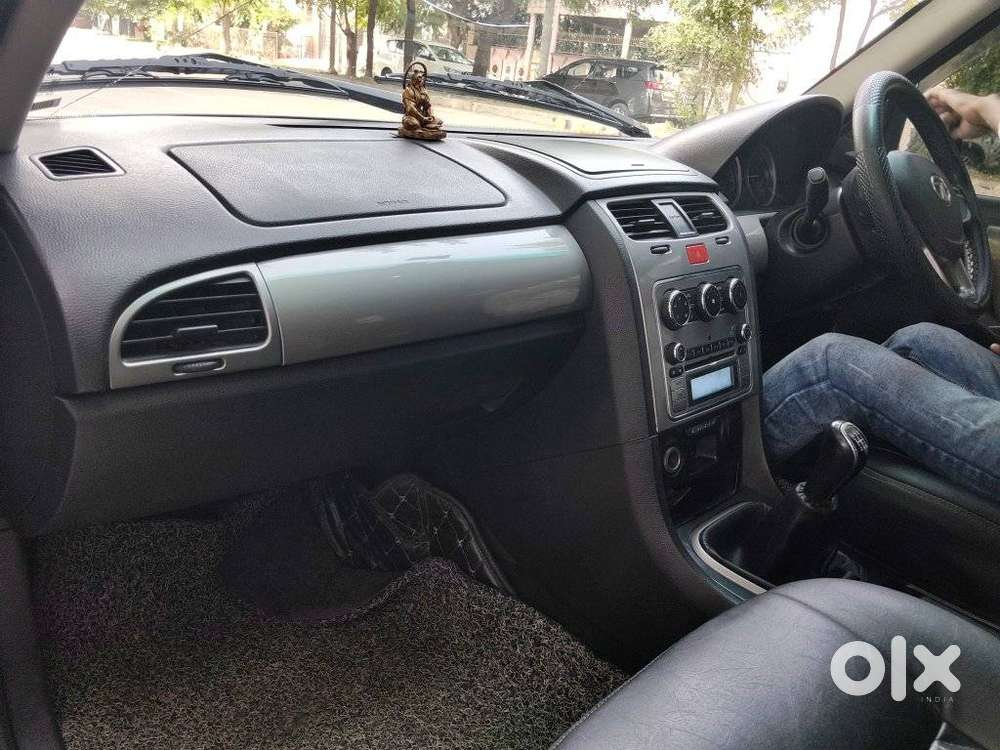 Tata Safari Storme Explorer Edition, 2015, Diesel