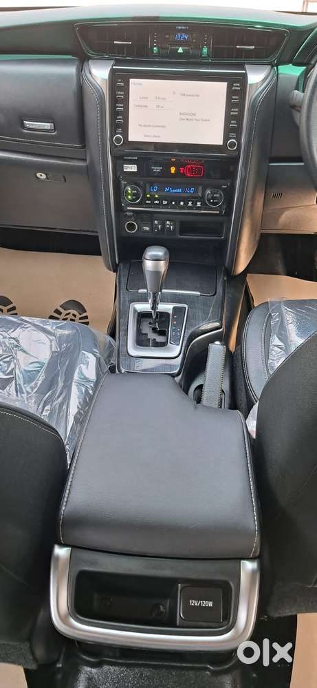 Toyota Fortuner 3.0 4x2 Automatic, 2024, Diesel
