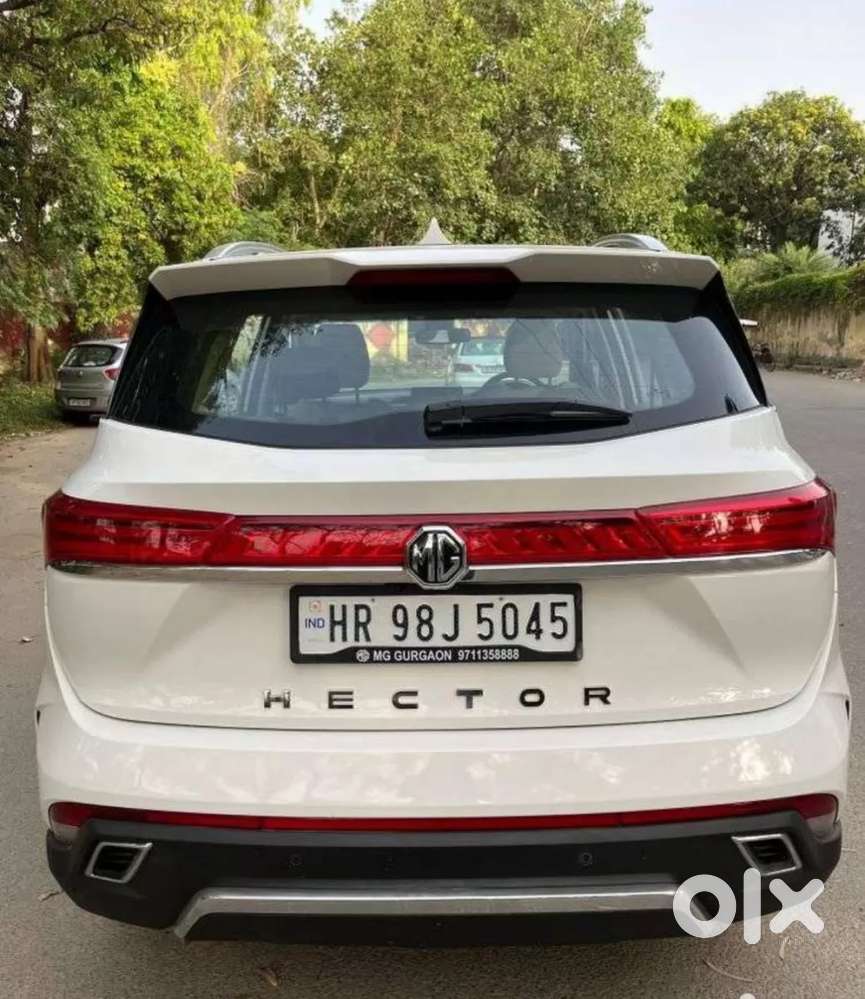 Mg Hector Sharp Pro 1.5 Turbo Cvt Dual Tone, 2023, Petrol