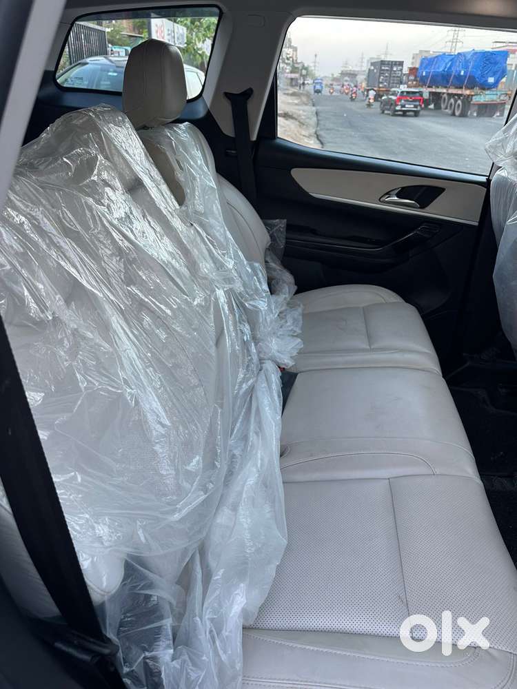 Mahindra Xuv700, 2025, Diesel