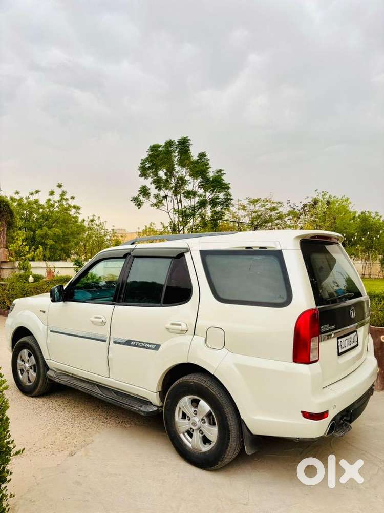Tata Safari Storme 2018