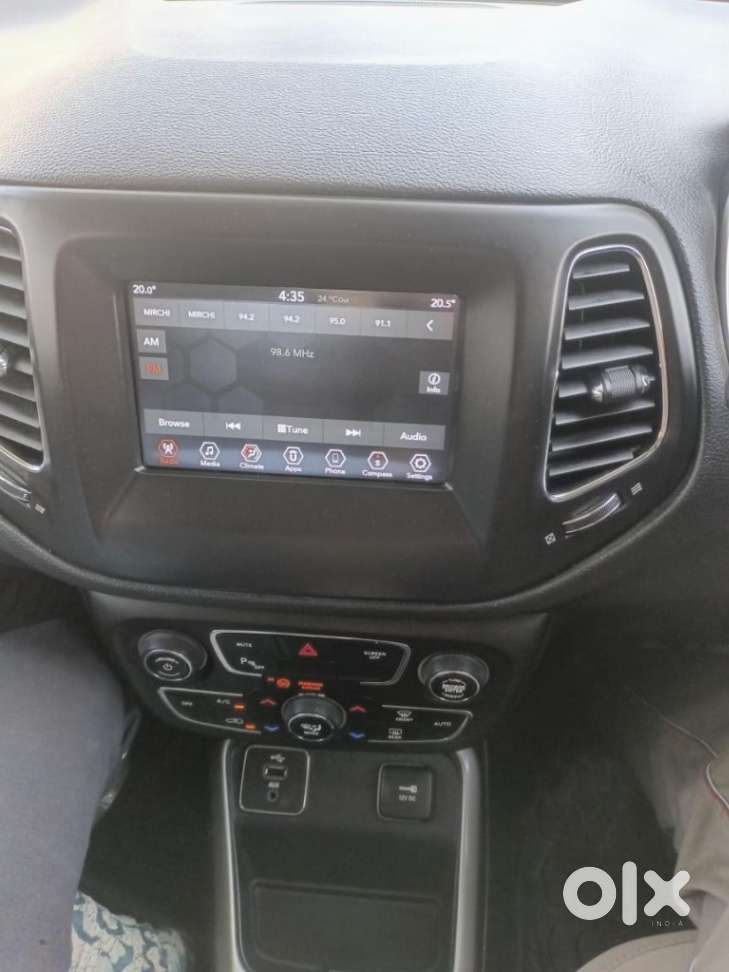 Jeep Compass 2.0 Longitude Option, 2018, Diesel