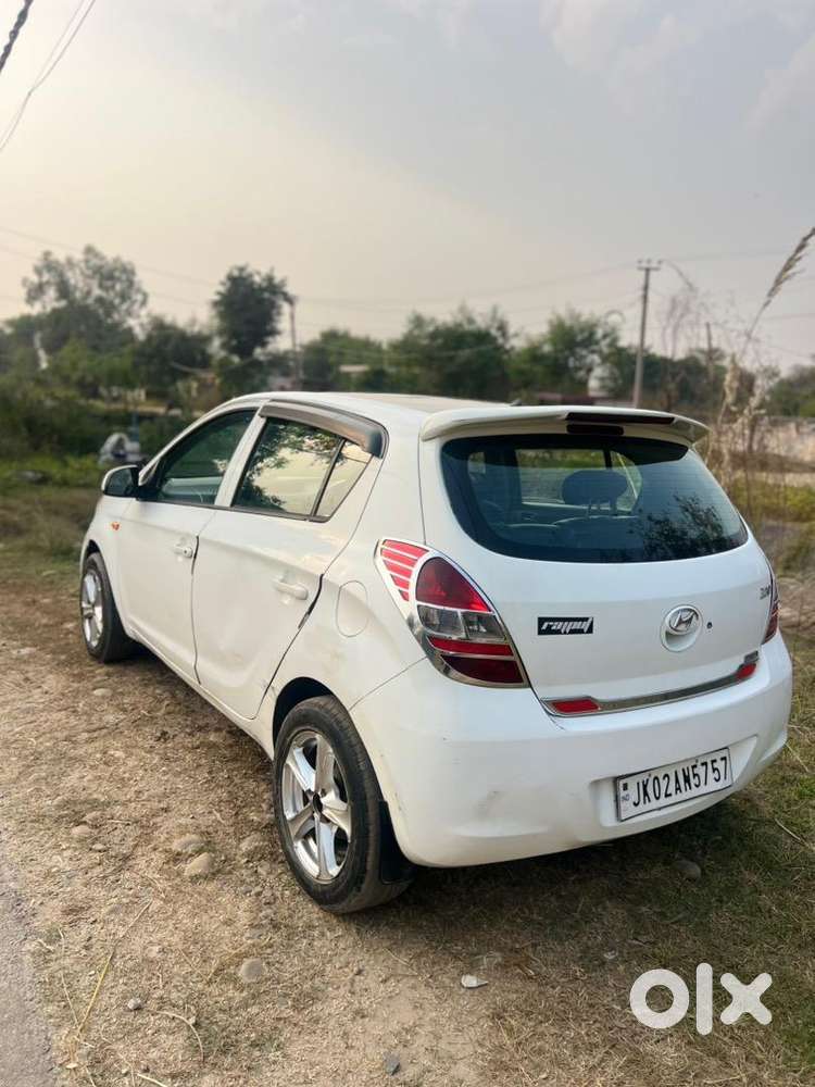 Hyundai I20 2010 Petrol Well Maintained