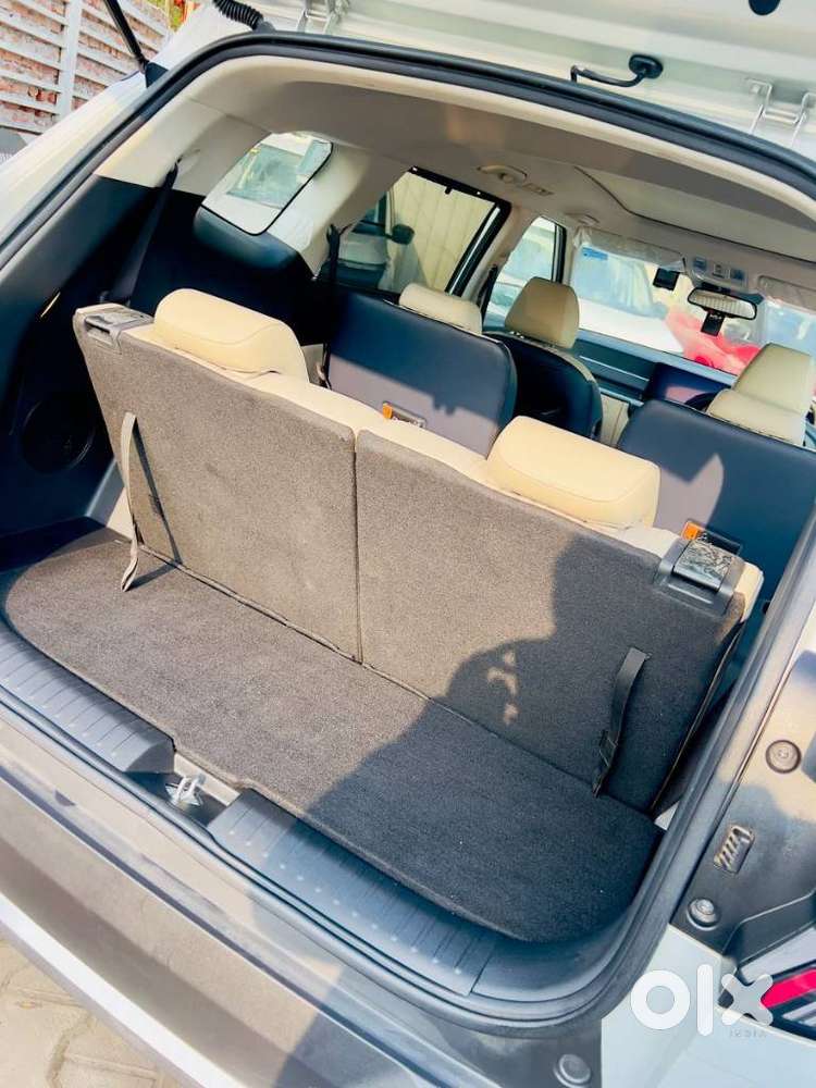 Kia Carens Clavis, 2025, Petrol