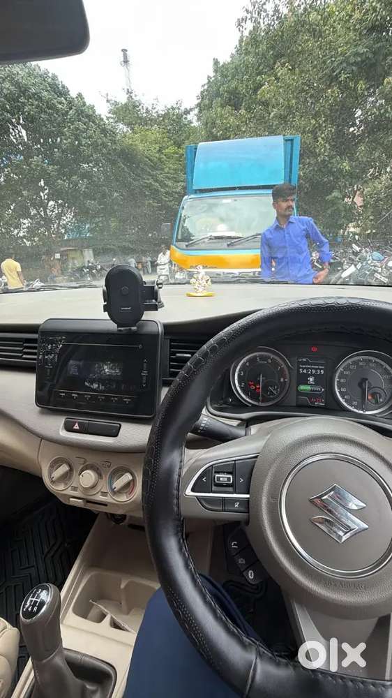 Maruti Suzuki Ertiga 1.5 Vxi 2026