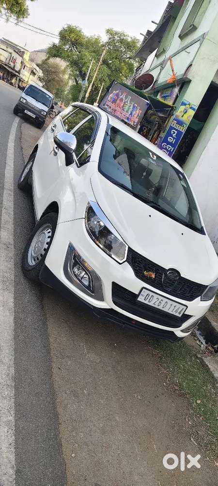 Mahindra Marazzo 2019