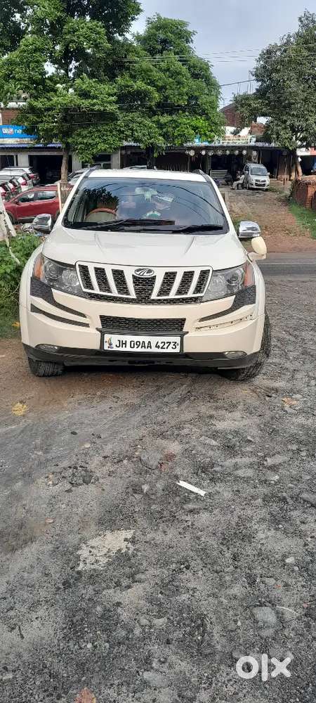 Mahindra Xuv500 W8 Dual 2015