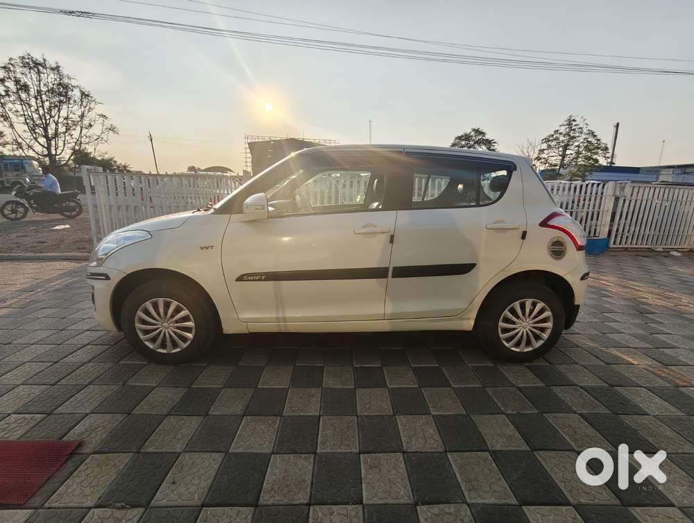 Maruti Suzuki Swift Vxi, 2016, Cng & Hybrids