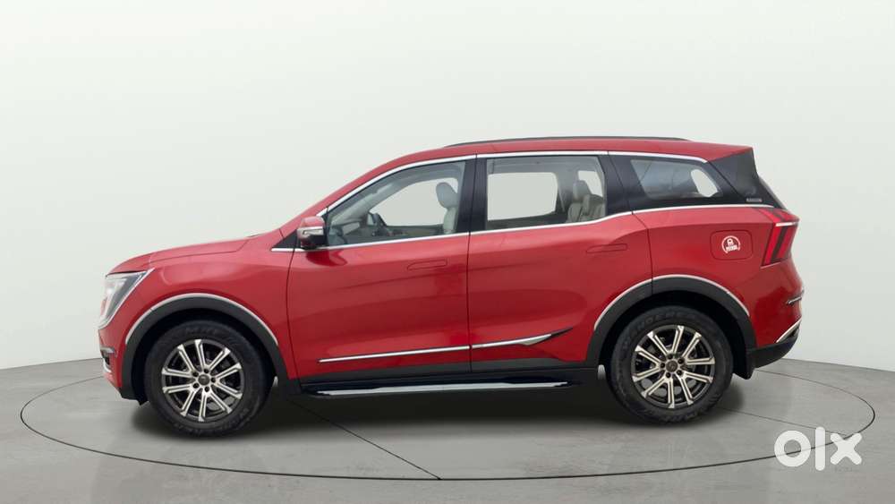 Mahindra Xuv700 2.0 Ax 7 Petrol Mt Str, 2021, Petrol