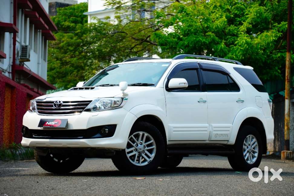 Toyota Fortuner 3.0 4x2 Mt, 2015, Diesel