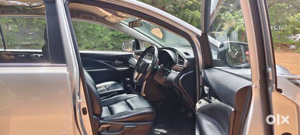 Toyota Innova Crysta 2.4 V 8 Str, 2018, Diesel