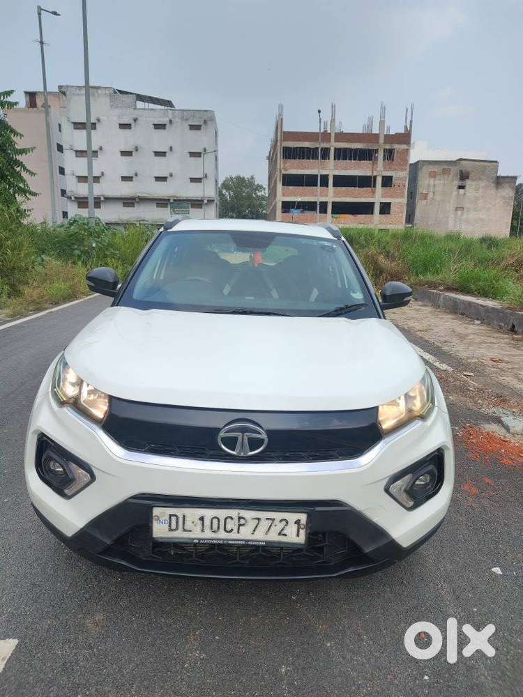 Tata Nexon 1.5 Revotorq Xm (s), 2021, Diesel