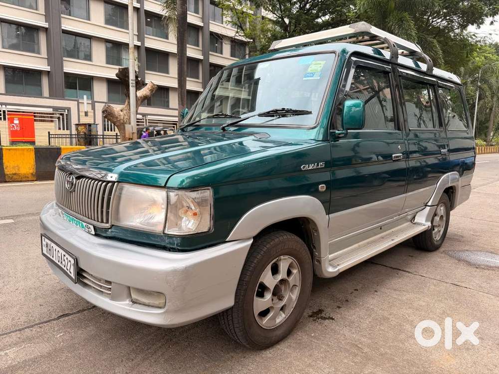 Toyota Qualis Rs E2 Petrol, 2002, Petrol