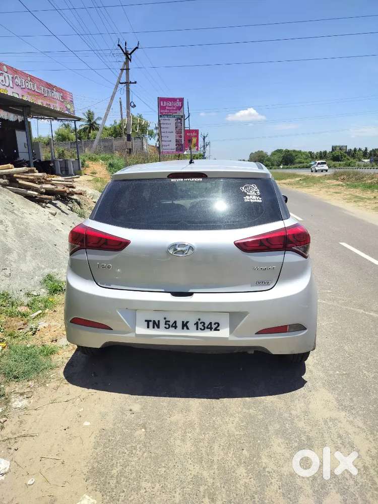 Hyundai Elite I20 2015 Petrol 198000 Km Driven