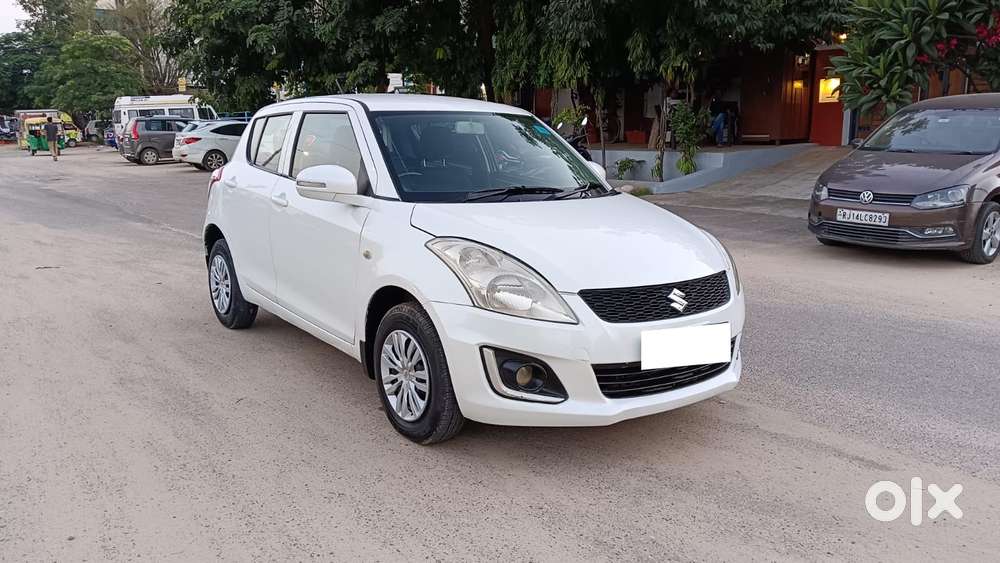 Maruti Suzuki Swift Lxi Optional-o, 2015, Petrol