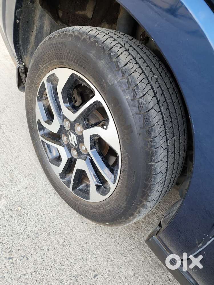 Maruti Suzuki Invicto Zeta Plus 8str, 2024, Petrol