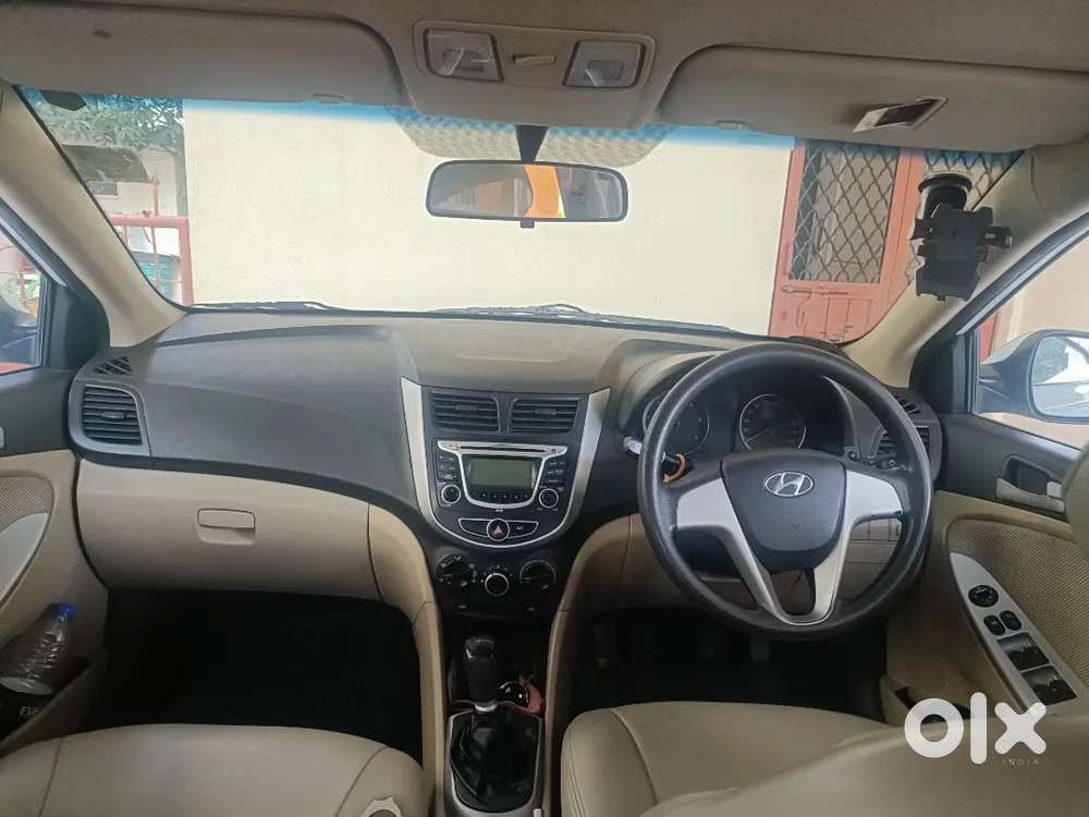 Hyundai Verna Fluidic 2011 Diesel Manual