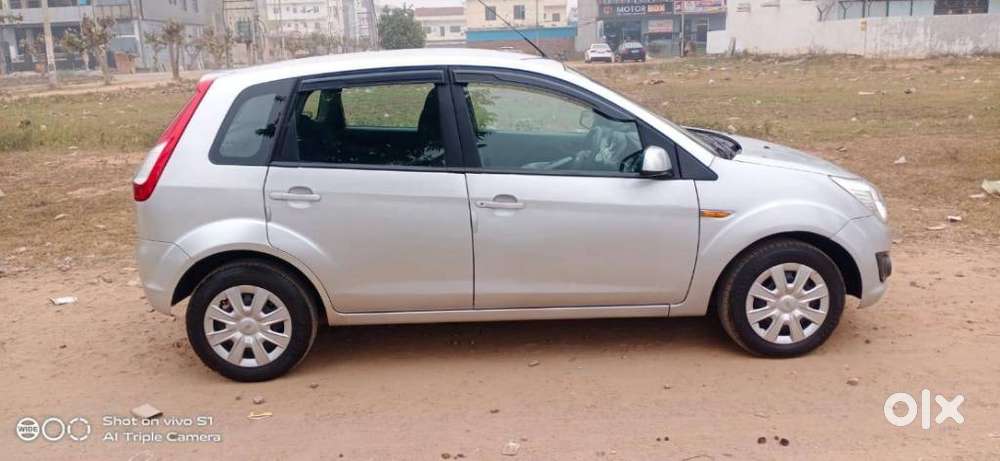 Ford Figo 1.2p Trend Mt, 2013, Diesel