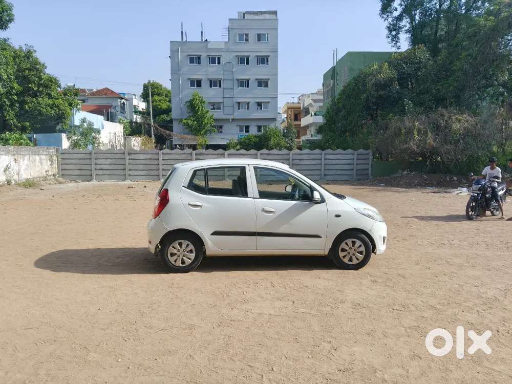 Hyundai I10 2013 Petrol 80000 Km Driven