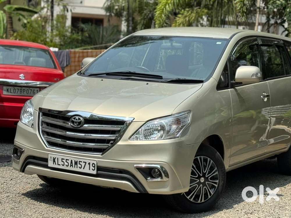 Toyota Innova 2011 Highquality