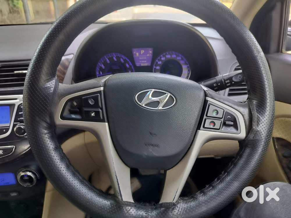 Hyundai Verna Vtvt 1.6 Sx, 2012, Petrol