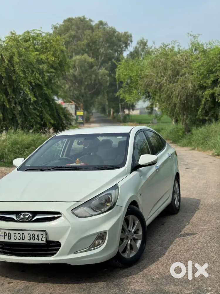 Hyundai Verna Sx Crdi 2012 Year