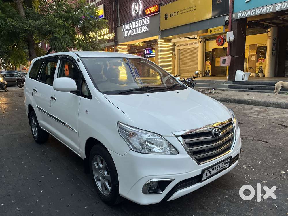 Toyota Innova 2.5 Gx (diesel) 7 Seater Bs Iv, 2012, Diesel
