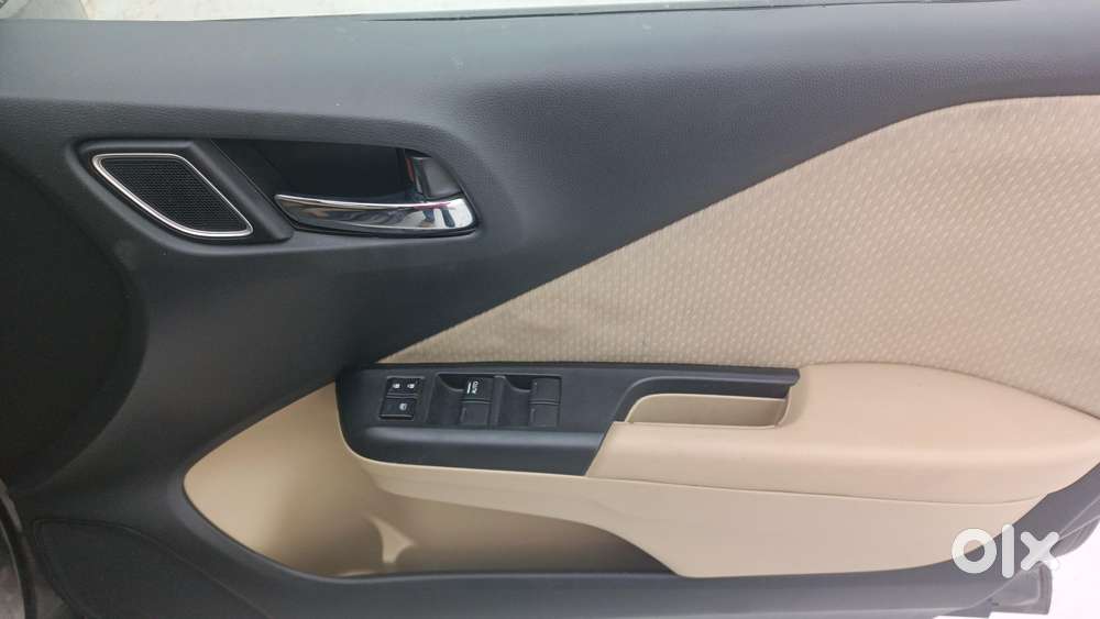 Honda City I-vtec V, 2019, Petrol