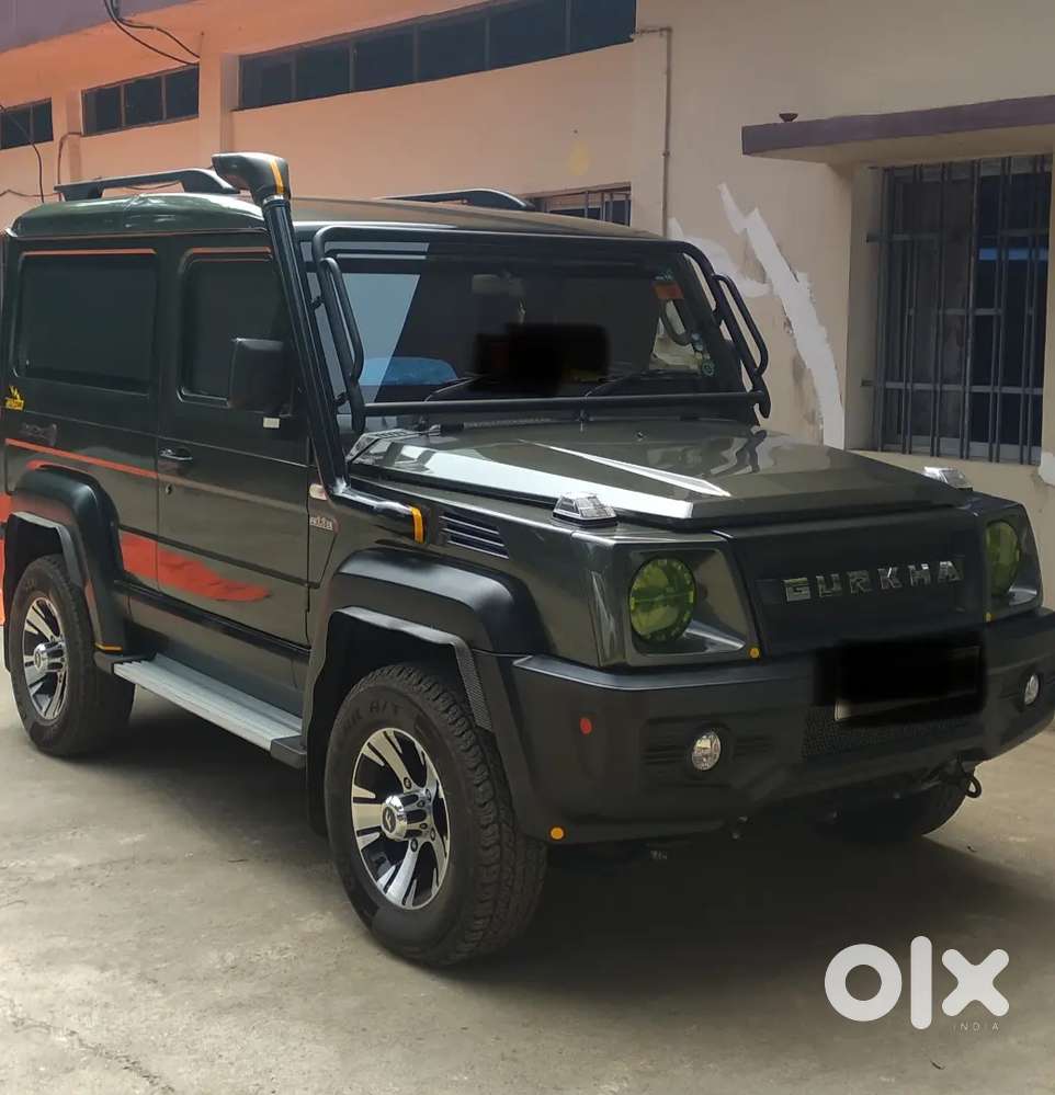 Family Tour Gurkha