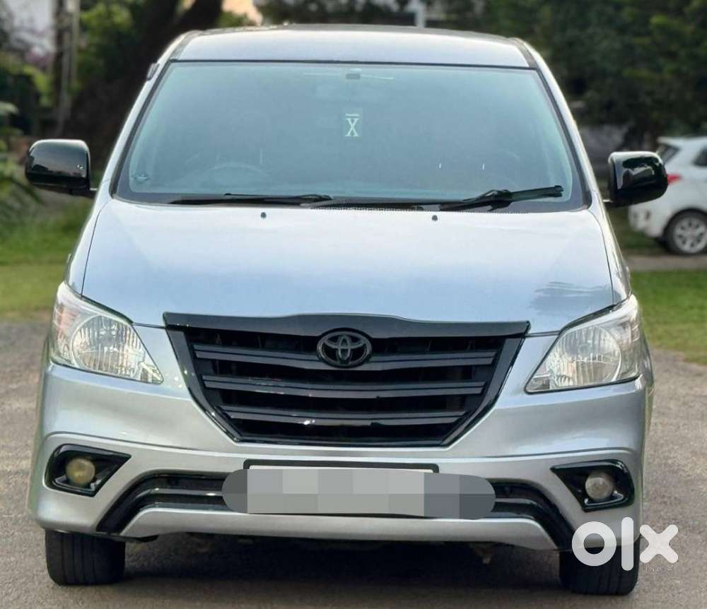 Toyota Innova 2.5 Gx 8 Str Bs-iii, 2015, Diesel