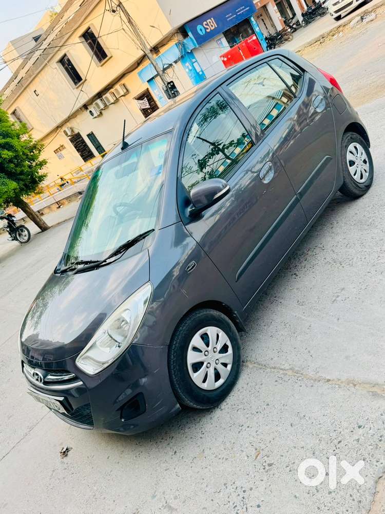 Hyundai I10 Magna O Petrol 2012