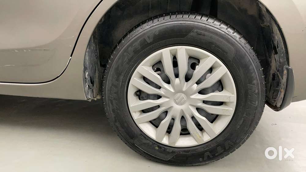 Maruti Suzuki Dzire 1.2 Vxi, 2018, Petrol