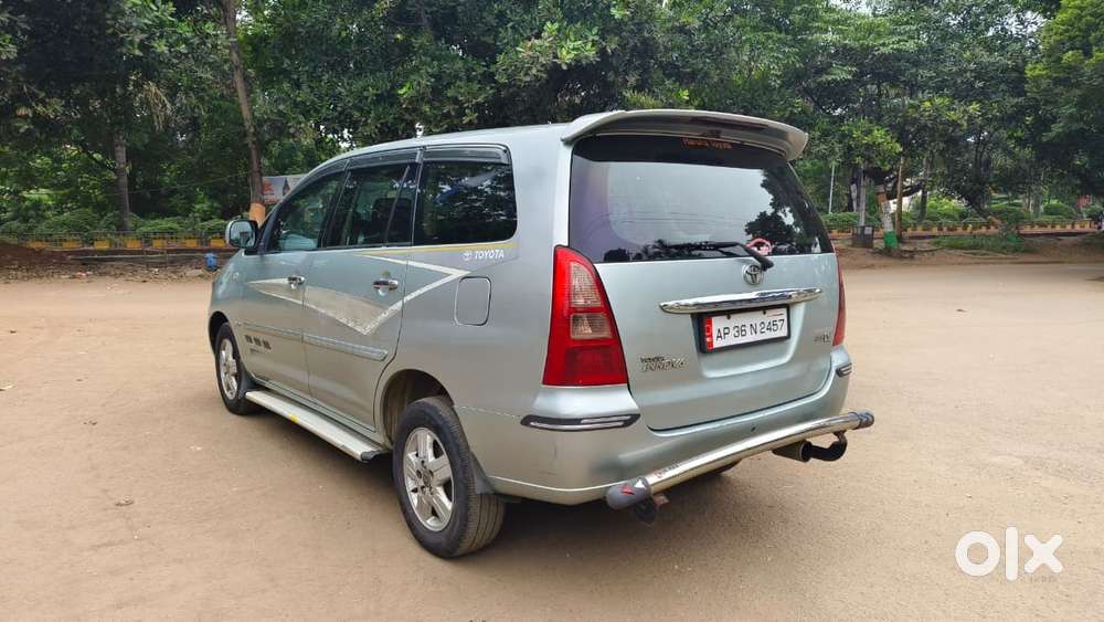Toyota Innova 2.0 V, 2005, Diesel