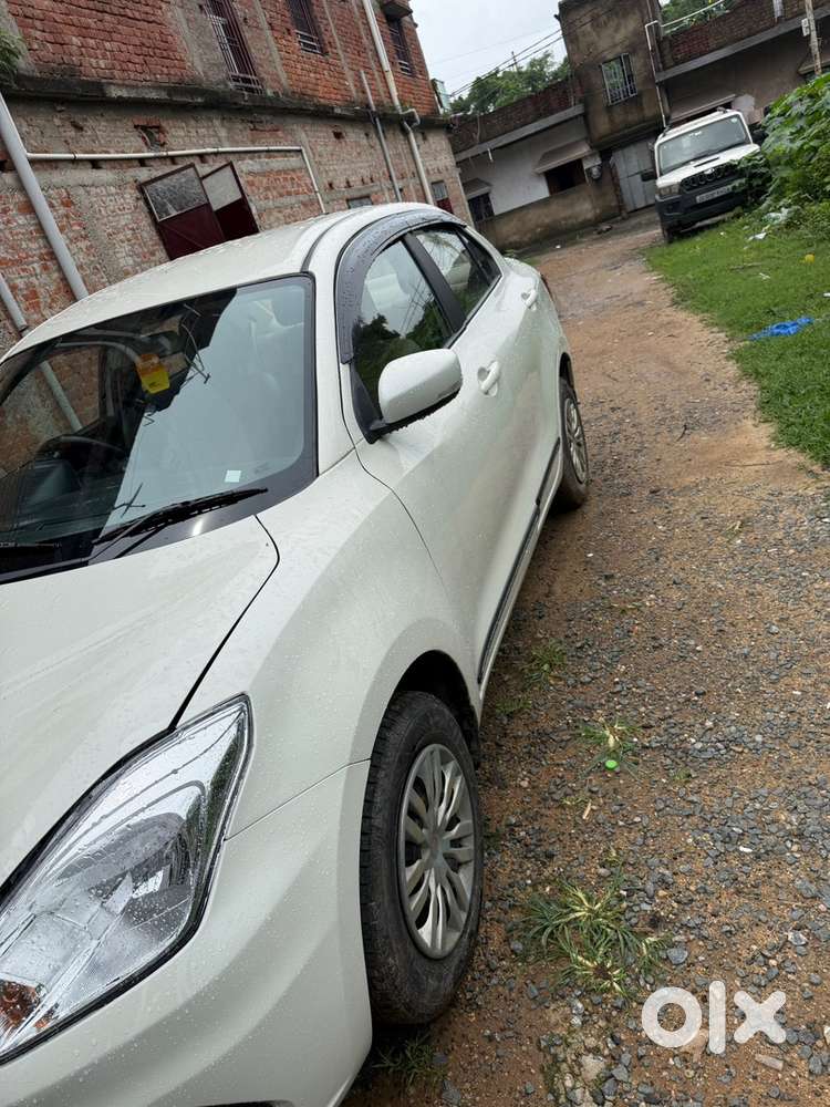 Maruti Suzuki Dzire Petrol 2022